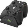 Venom Twin Docking Station Xbox Series X|S un Xbox One - Divu kontrolieru lādētājs ar 2x NiMH 850 mAh akumulatoriem - LED indikatori - Melns