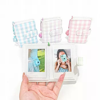 LOVEINSTANT kabatas fotoalbums 28 Instax Mini un Zink fotogrāfijām, rūtaini zils