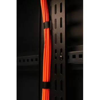 DS-IT vertikālais kabeļu pārvaldības panelis 18U - DS-CABLETRAY-18U