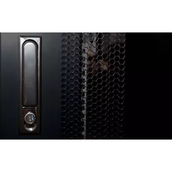 DSIT 47U 19 inch servera skapis ar perforētām durvīm 800x800x2260mm (DS8847PP)
