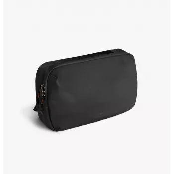 UNIQ Denver Tech Kit Pouch 2.5L Melns - Ūdensizturīgs tehnikas organizators ar vairākiem nodalījumiem