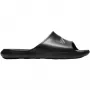Nike Victori One Shower Slide vīriešu/unisex melnas baltas CZ5478-001 40. izmērs