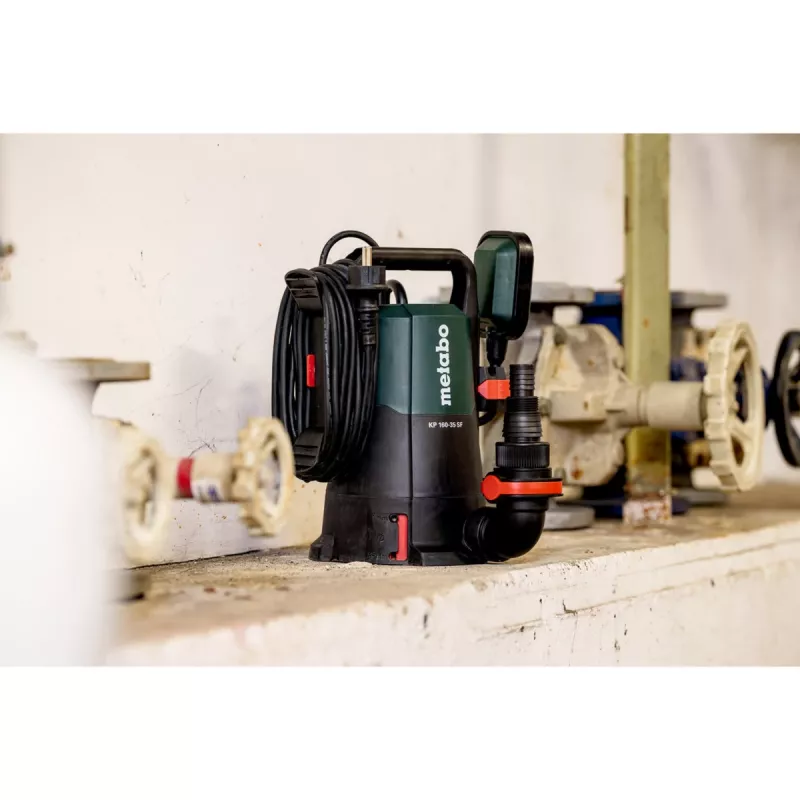 Metabo KP 160-35 SF kombinētais iegremdējamais/spiediena sūknis 500 W, 16000 l/h, 7,5 m, 35 mm daļiņas, 10 m kabelis, melns/zaļš 601792000