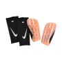 Nike Mercurial Lite futbola apakšstilbu aizsargi oranžā krāsā DN3611 852 M izmērs