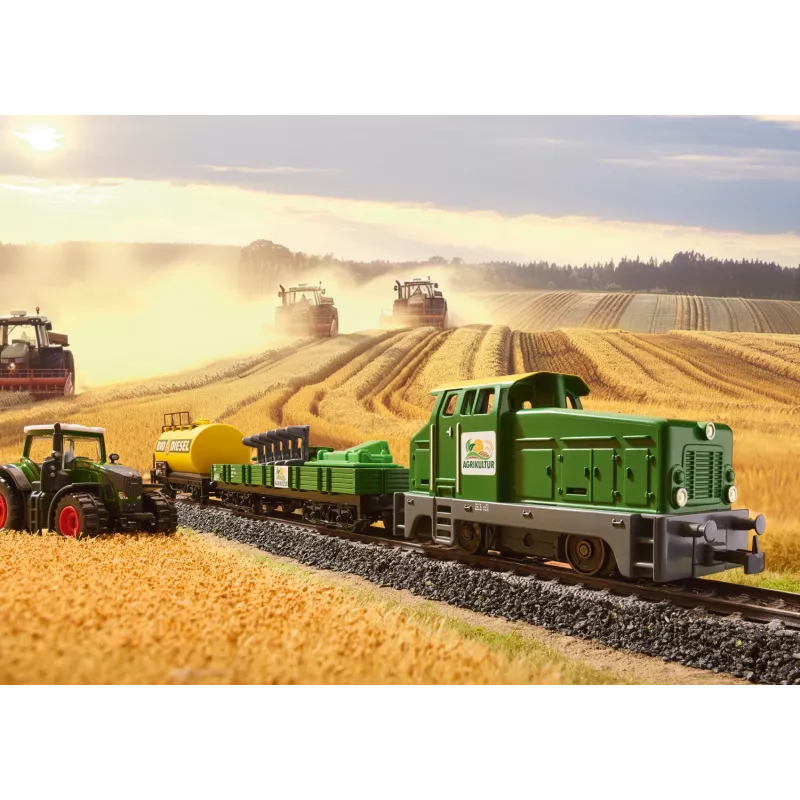 Märklin 29653 H0 starta komplekts lauksaimniecība - digitālā tvaika lokomotīve BR 81 ar mfx+ skaņu, Mobile Station 3, C-Track ovāls, vagoni ar traktoru un siena ķīpām