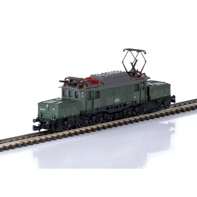 Märklin 81221 Z mēroga vilciena komplekts - 175 gadi Geislinger Steige DB 50. klases tvaika lokomotīve ar 3 kravas vagoniem, sliedēm un kontrolieri
