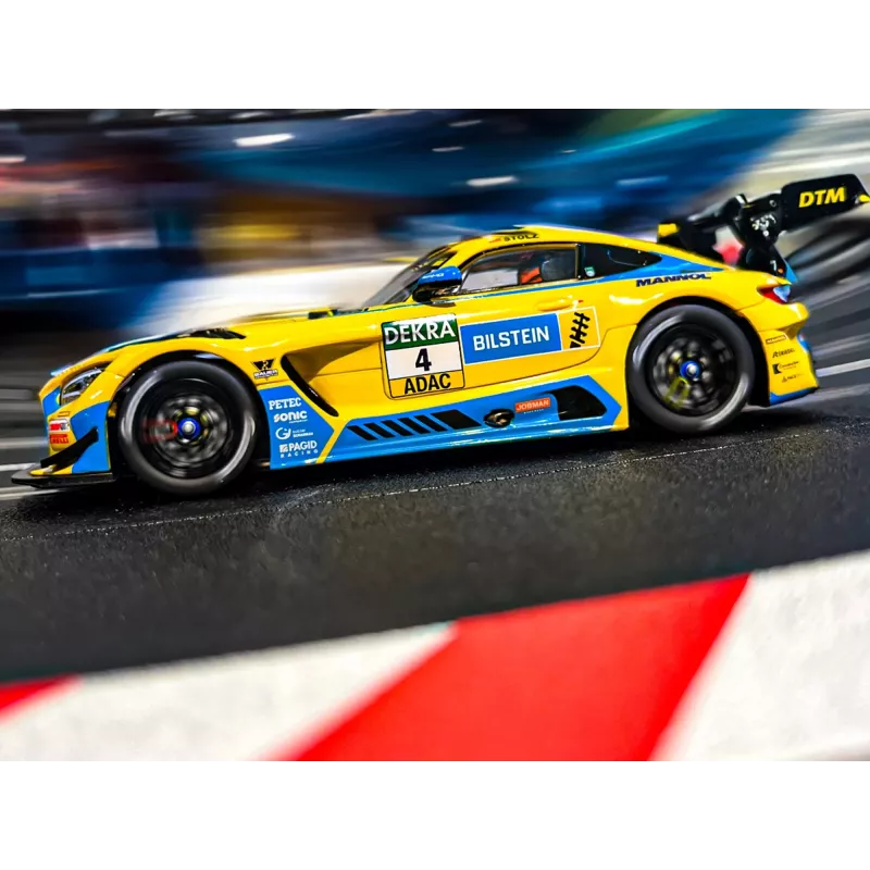 Carrera 20032014 DIGITAL 132 Mercedes-AMG GT3 Evo Mercedes-AMG Team HRT Nr.4 DTM 2023 spēļu automašīna