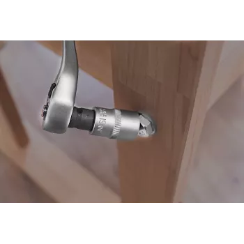 KWB 371600 uzgriežņu atslēgas adapteris 1/4 inch hex uz 1/2 inch kvadrātveida piedziņu hroma vanādija tērauds