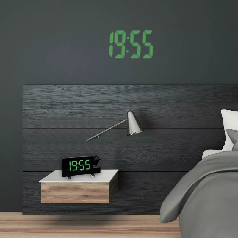 TFA Dostmann radio projekcijas modinātājpulkstenis ar USB uzlādes funkciju - digitālais modinātājpulkstenis - taisnstūrveida - melns - plastmasa - laiks - LED (60.5015.04)