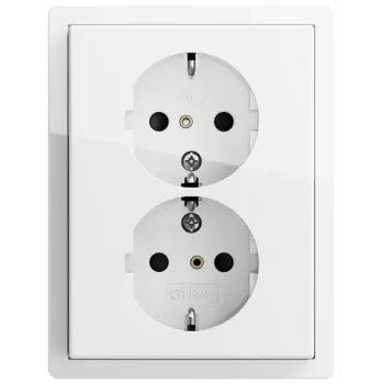 Gira Schuko kontaktligzda 2 vietu tīri balta spīdīga 0783112