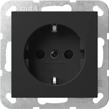 Gira System 55 SCHUKO kontaktligzda ar vāciņu, paaugstināta aizsardzība pret pieskārienu, tīri balta spīdīga 4183005