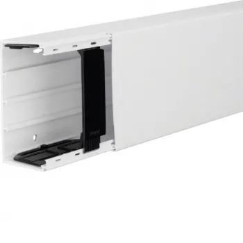 Hager LFE6011009016 laikapstākļiem izturīgs UV stabils kabeļu kanāls 60x110 mm, 2 m, balts
