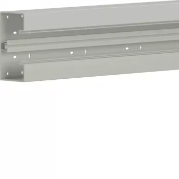Hager BR8517019016 Sienas kabeļkanāla pamatne 85x170 mm, Traffic White (RAL 9010), 2000 mm garums