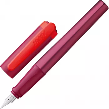 LAMY nexx tintas pildspalva Multi-Red A (iesācējiem) ar ergonomisku satvērēju un nerūsējošā tērauda rakstāmgalvu 1241765