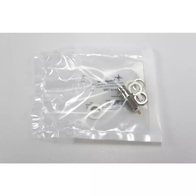 Telegärtner BNC panelis ligzda, izolēta 50 Ohm, baltas izolācijas paplāksnes, Z03 (J01001B1222)