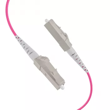 EFB Elektronik OM4 daudzmodu optiskās šķiedras maģistrālais kabelis, 4 šķiedras, LC-LC, 170m, LSZH, Dca O8303S170OM4