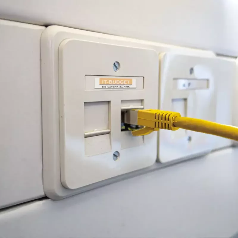 IT-BUDGET Premium pilna vara patch kabelis Cat.6A ar Cat.7 izejas kabeli 600 MHz bez halogēniem PoE+ 10Gbit dzeltens 0,25 m 90ITB6A7PK025Y
