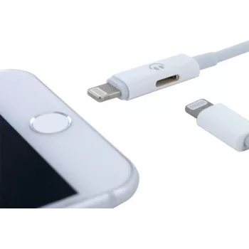 CYOO 2-in-1 Lightning uzlādes un audio adaptera kabelis - balts