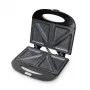 Melissa Sandwich Toaster 750W melnais – nepiedegošas trīsstūrveida plāksnes, aukstā roktura rokturis, fiksācijas klips, vertikāla uzglabāšana