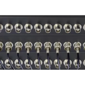 Renkforce RF-4541184 19 inch 1U statīva BNC savienojumu panelis, 16 porti, melns