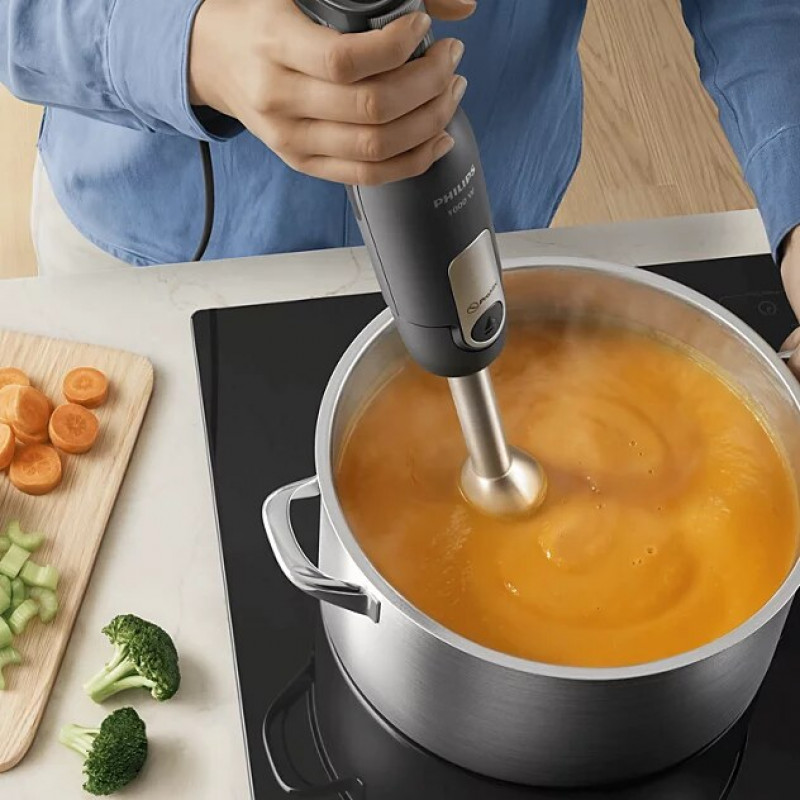 PHILIPS 3000 Series rokas blenderis ar putojamo uzgali, 1000W (HR2563/00)