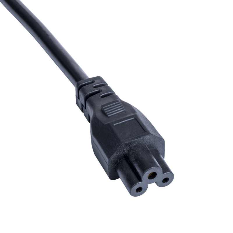 Akyga AK-AG-02A barošanas kabelis UK BS 1363 (G tips) – IEC C5, CCA 3 x 0,5 mm², 1,5 m, melns