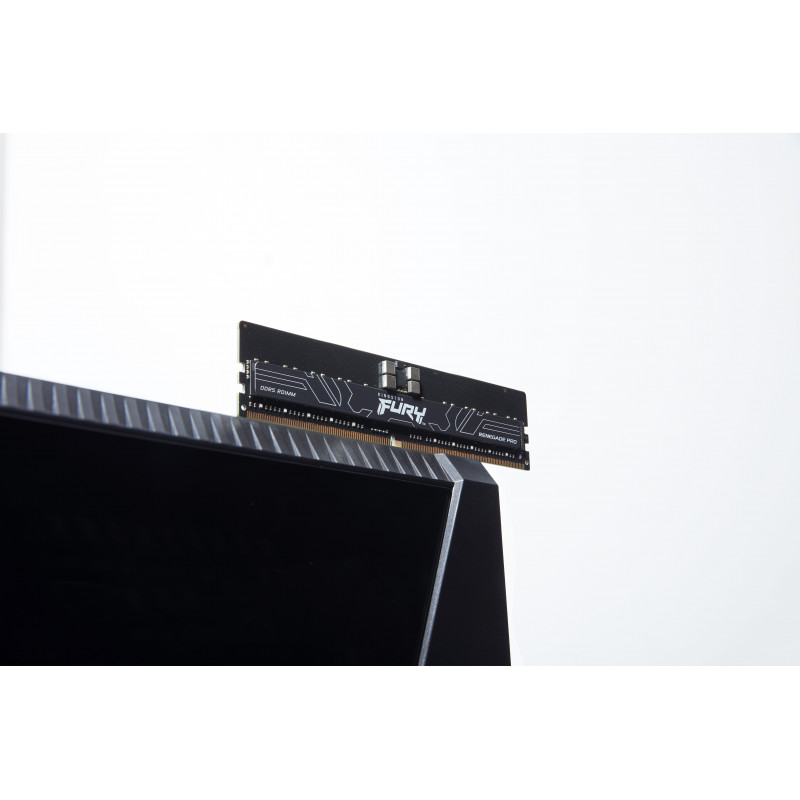Kingston FURY Renegade Pro KF560R32RBEK4-128 DDR5-6000 ECC reģistrēto atmiņas moduļu komplekts, 128 GB (4 x 32 GB), melns