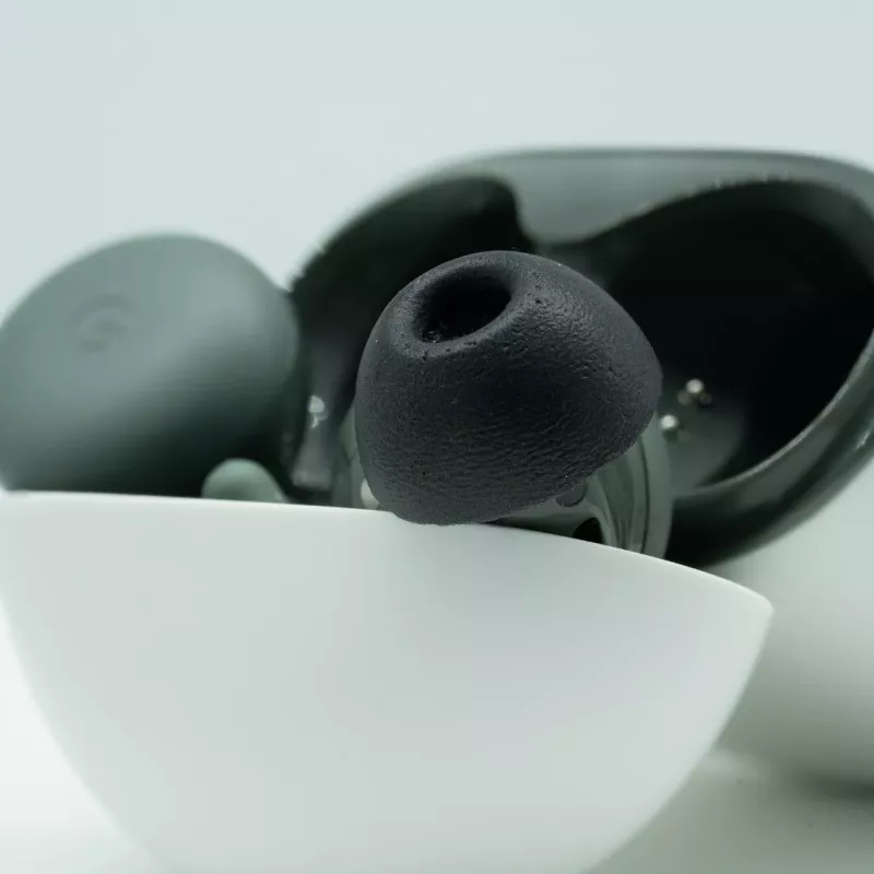 Comply ausu uzgaļi priekš Google Pixel Buds un Pixel Buds A-Series, vidējs (M)