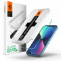 Spigen GLAS.tR EZ Fit rūdītais stikls Apple iPhone 13 / 13 Pro / 14 / 16e / 17e, Clear