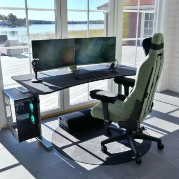 Arozzi Arena Large Gaming Galds – Forest Green (Regulējams Augstums, Mikrošķiedras Peles Paliktnis)
