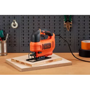 BLACK & DECKER Finzāģis KS701PEK-QS 520W ar mainīgu ātrumu un svārsta kustību
