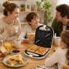 Brock SSM 3008 WH 8 šķēlumu XXL sviestmaižu grils, 1400W, nepiedegošas trīsstūrveida plāksnes, aukstā roktura rokturis, drošības slēdzene, vertikāla uzglabāšana, balts