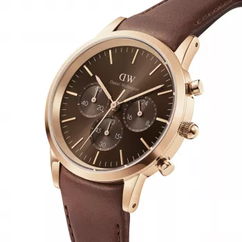 Daniel Wellington Classic 42mm vīriešu pulkstenis DW00100640 – rozā zelta korpuss, melns ciparnīca, melna ādas siksniņa