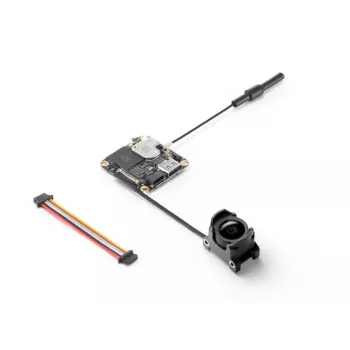 DJI Mini 3 Pro Fly More Kit Plus (CP.FP.00000358.01) – 2 Intelligent Flight Batteries Plus, divvirzienu uzlādes centrs, zema trokšņa dzenskrūves, plecu soma, USB-C kabelis, skrūves un skrūvgriezis