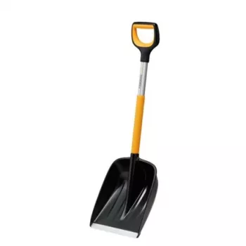 Fiskars X-series teleskopiskā auto sniega lāpsta (melnā/oranžā)