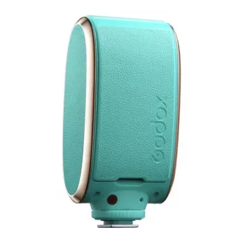 GODOX LUX Senior Flash (zaļš) Retro uz kameras uzliekams zibspuldze ar Auto/Manual režīmiem, iebūvētu akumulatoru, OLED displeju, salokāmu reflektoru