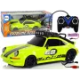 LEAN TOYS Sporta auto 1:18 Zaļš ar rezerves ratu un pilotu