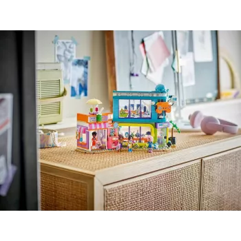 LEGO Friends 42674 Komiksu un spēļu veikala komplekts