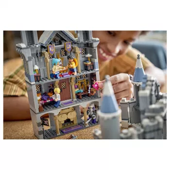 LEGO One Piece 75645 Battle at Drum Castle būvkomplekts (1250 gabali, 7 minifigūras)
