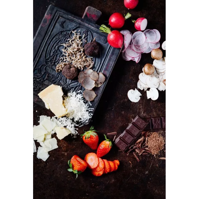 Microplane Truffle Slicer ar smalko rīvi trifelēm un cietajiem sieriem
