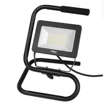 NEO TOOLS 99-063 20W COB LED uzlādējams prožektors 1800lm IP65 ar power bank