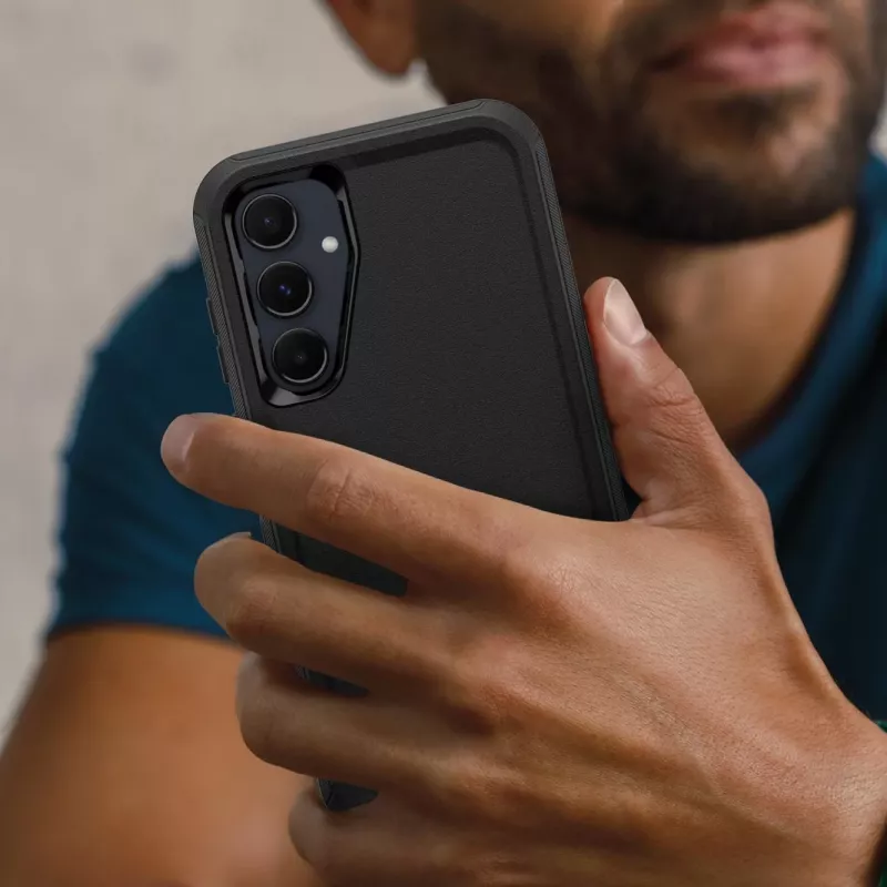 OtterBox Defender Series aizmugurējais vāks Samsung Galaxy S20 FE - melns 77-95431