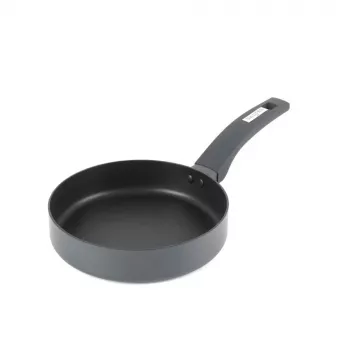 Salter BW14713 Alto 20cm Cepšanas Panna - Kalts Alumīnijs, Indukcijai Piemērota, Melna
