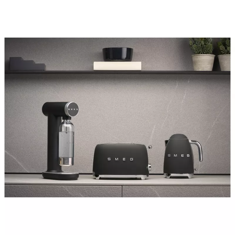 SMEG Sodamaker Collezione Aesthetic Black Sparkling Water Maker SKC01BLM