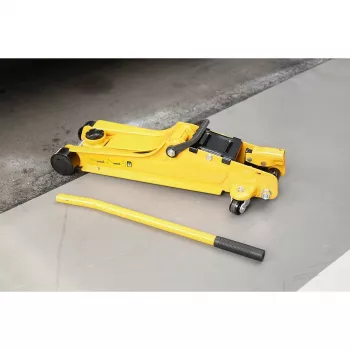 STANLEY STMT81251-1 2 tonnu hidrauliskais ritendomkrats un balstu komplekts