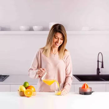 Taurus CITRUS COMPACT Elektriskā citrusaugļu spiede 30 W Melna, Oranža, Caurspīdīga