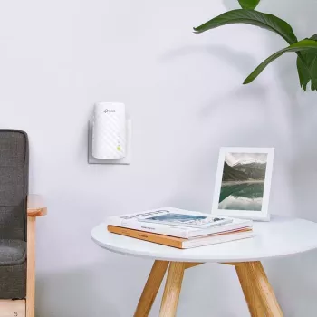 TP-Link AC750 Wi-Fi diapazona paplašinātājs RE200 - divjoslu sienas kontaktdakšas signāla pastiprinātājs, 1 Ethernet ports, WPS, piekļuves punkta režīms
