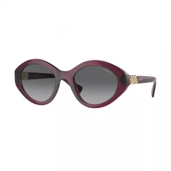 VOGUE VO5576SB2989T Sieviešu kaķacs formas saulesbrilles – caurspīdīgi rozā rāmis, tumši pelēkas lēcas, 52 mm