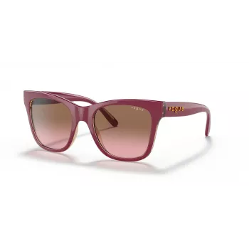 VOGUE Sieviešu kaķacs formas saulesbrilles VO5428S299414 Caurspīdīgi rozā rāmis Brūni gradienta stikli 51mm