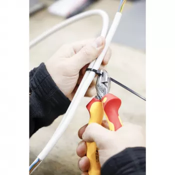 Wiha 43458 Professional electric diagonālās griezējas 200 mm, VDE izolētas, sarkanas/dzeltenas